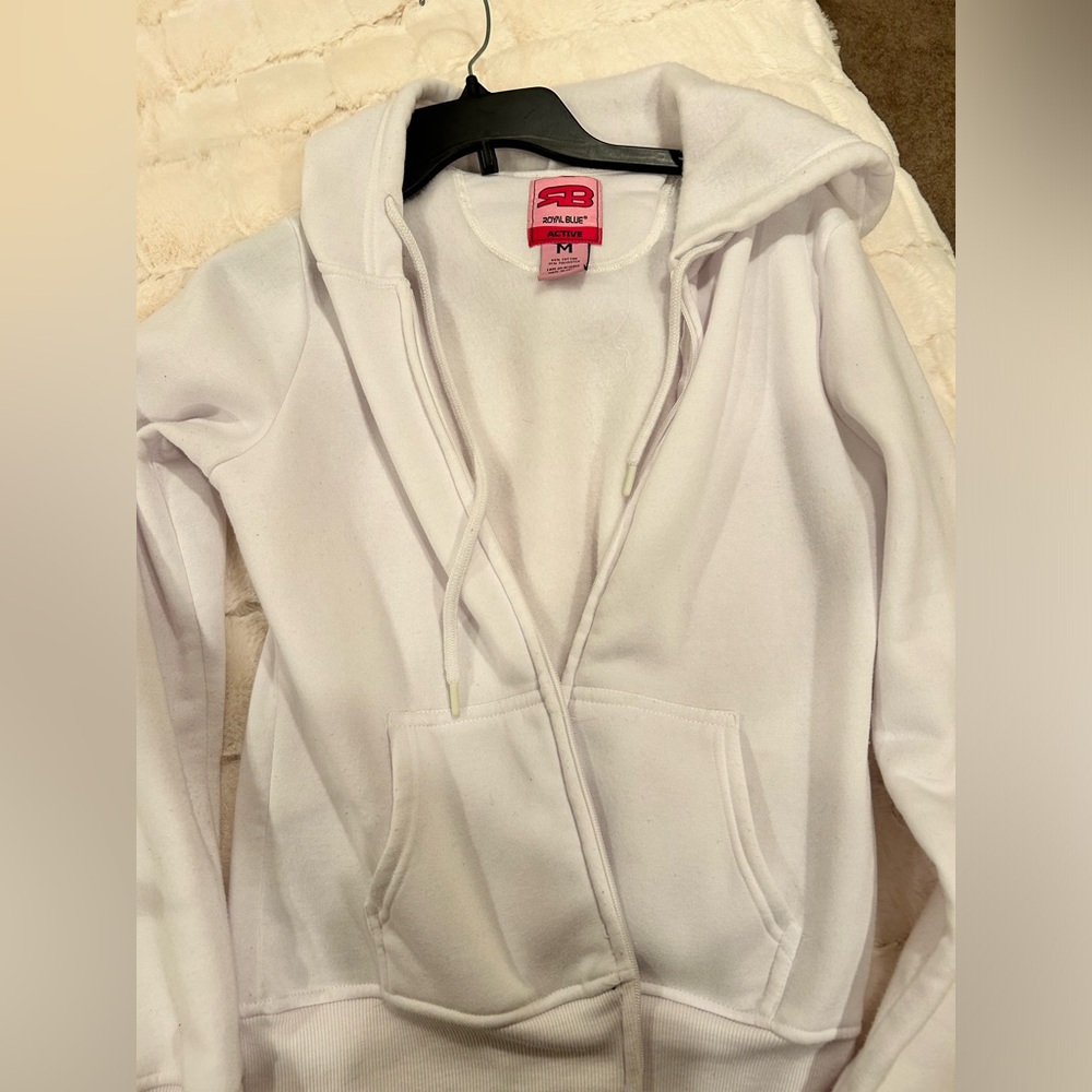 White zip hoodie